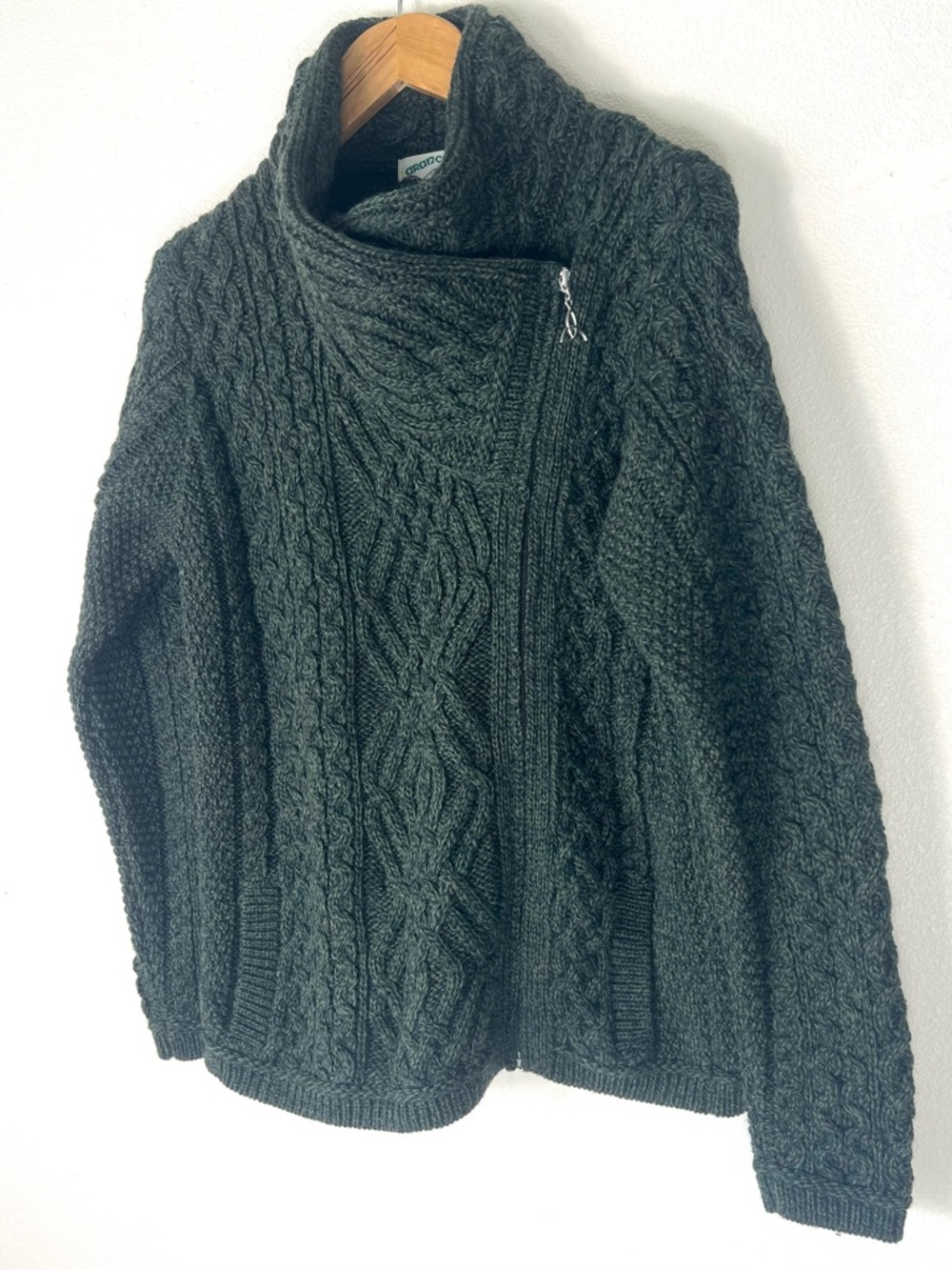 Aran Crafts Marino Wool Green Cable Knit Irish Fisherman Sweater Pockets Medium - Picture 3 of 8